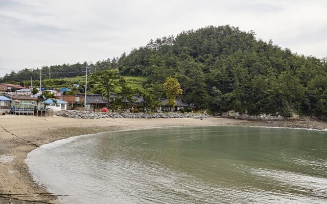 Mokpo Island Hanok Guesthouse
