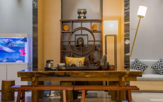 Xinggang Boyue Hotel