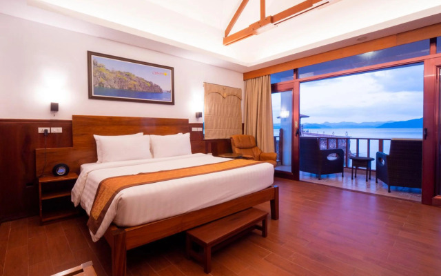 Sunlight Eco Tourism Island Resort