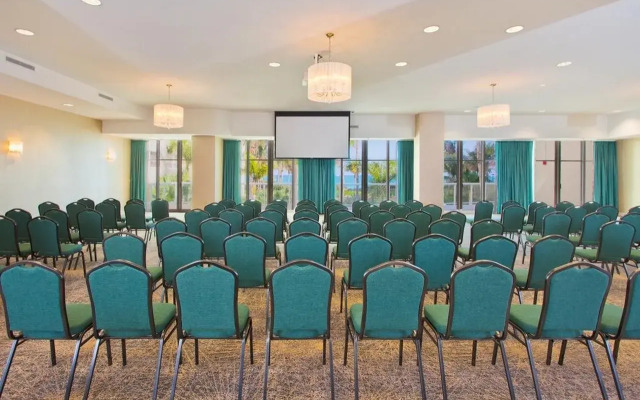 Holiday Inn Miami Beach - Oceanfront by IHG