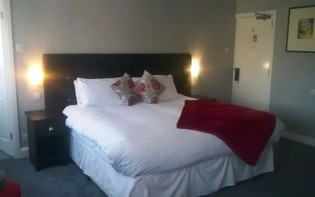 The Royal Kings Arms Hotel