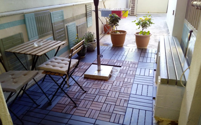 Agias Sofias Square Stunning suite