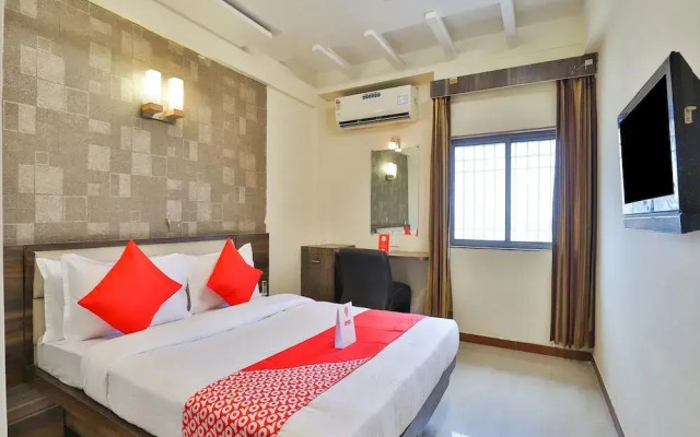 OYO 16849 Arya Corporate