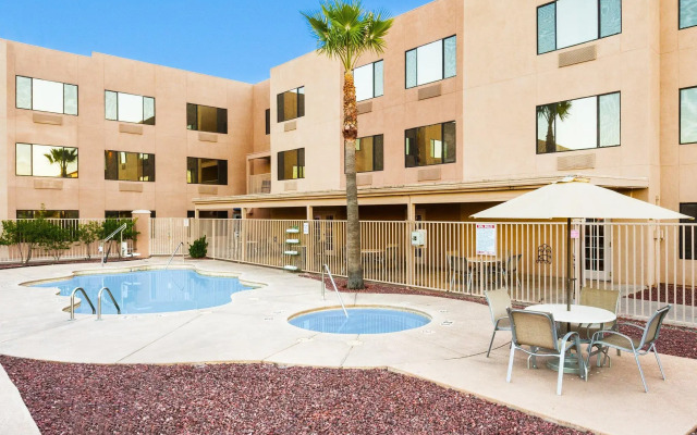 Holiday Inn Express & Suites Nogales by IHG