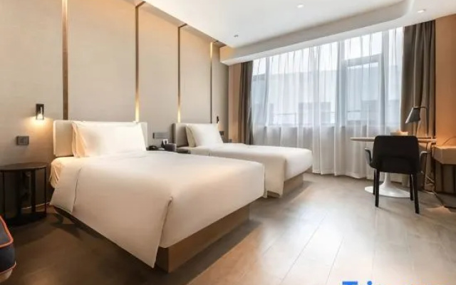 Mingyue International Hotel