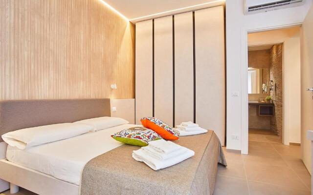 Porta del Golfo Apartments & Suites