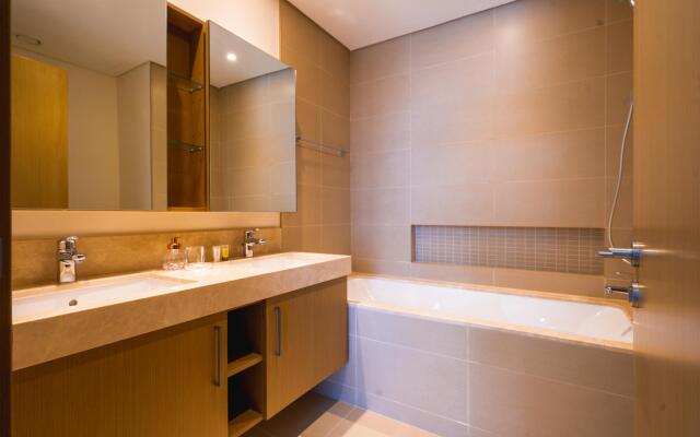 Dubai Marina - 52/42 1003