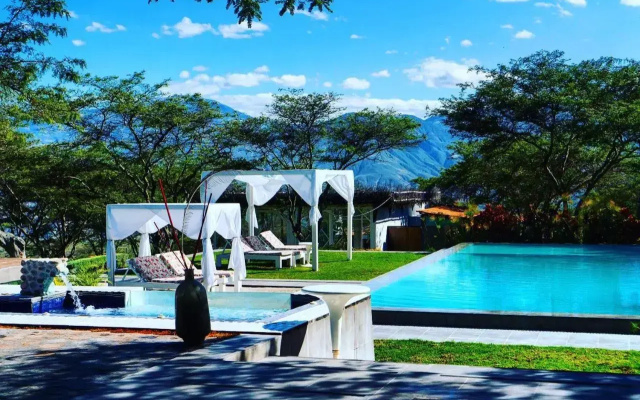 Tunas & Cabras Hotel