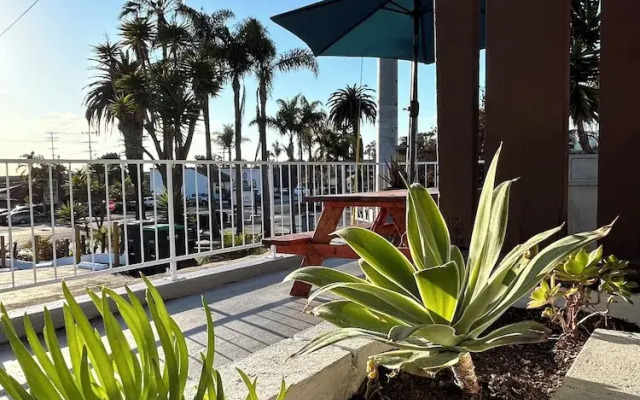 West Coast Surf and Stay