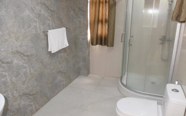 Imerex Plaza Hotel