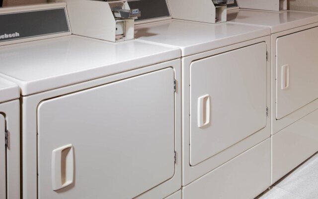 Hawthorn Extended Stay by Wyndham Cincinnati NE/Mason