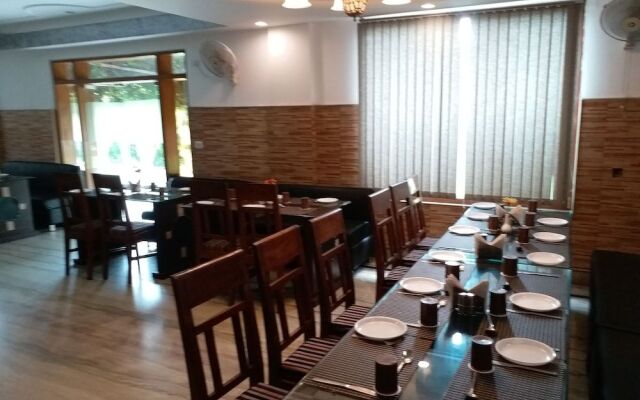 Hotel Jagdamba