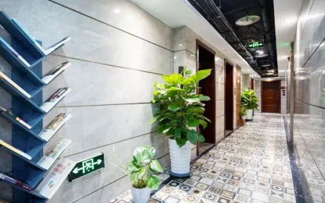 Junhu Hotel