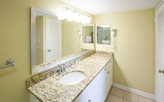 Seawatch at Island Club