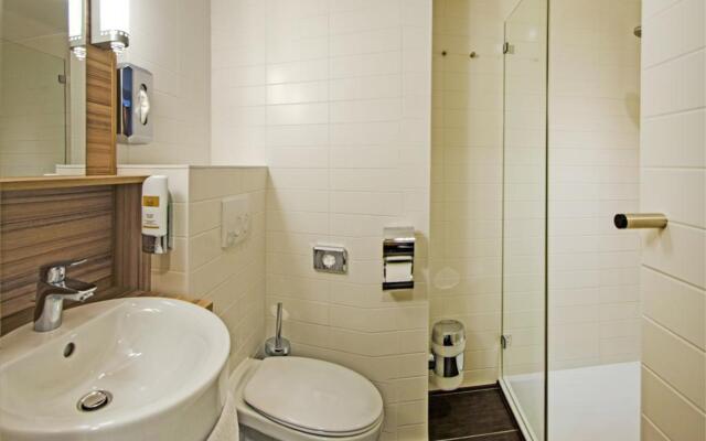 Отель Premier Inn Hannover City University hotel