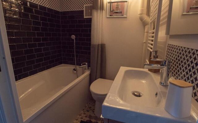 Flat With Balcony 7min From The Beach