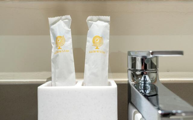 GLOBALSTAY. Creek Rise Tower 1 Elegant Apartment
