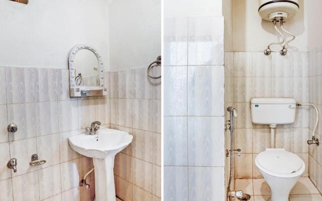 OYO 72225 Hotel Dilshan