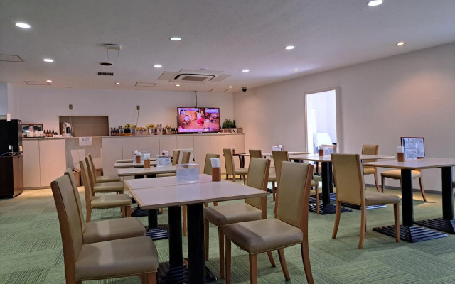 Rex Inn Kawasaki - Caters to Men