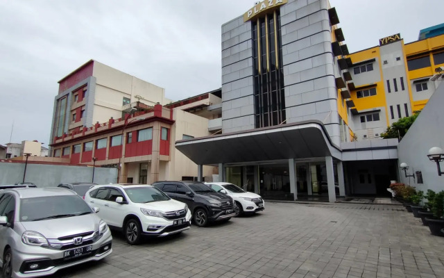 Raz Hotel & Convention