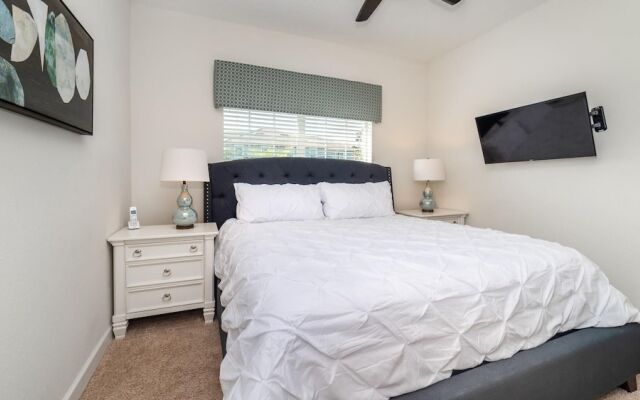 9051 Dogleg Drive