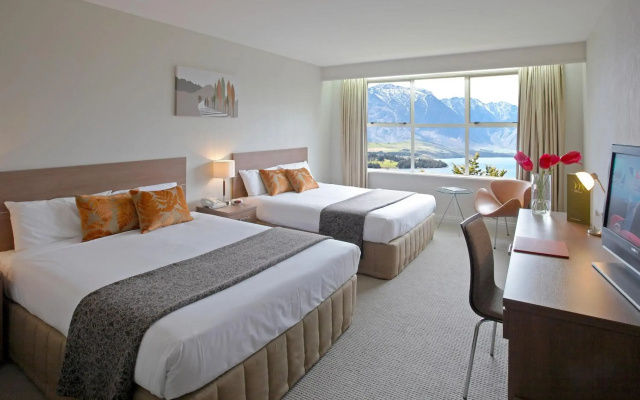 Mercure Queenstown Resort