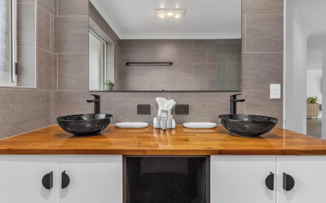 Ultimate Beachside Haven in Cabarita - Pet Friendly