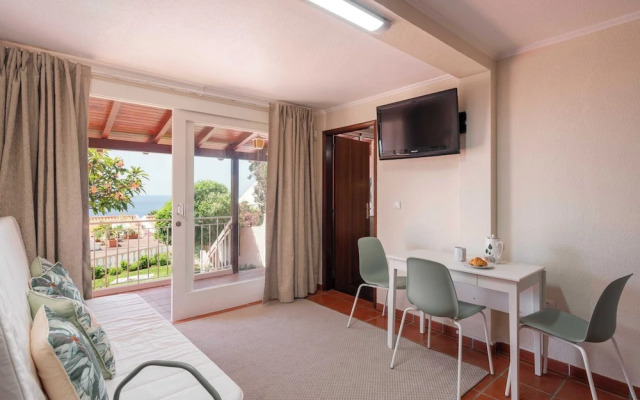 Apartment With Garden - Casa Frangipani