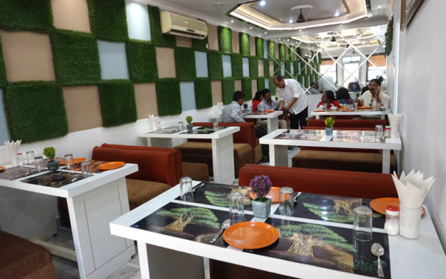 OYO 9368 Hotel Pratap