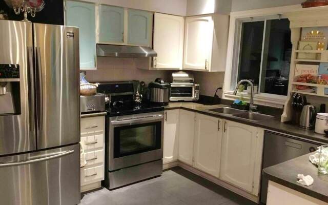 Apartment With one Bedroom in Longueuil, With Private Pool, Enclosed Garden and Wifi