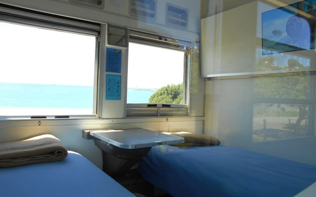 Santos Express Train Lodge - Hostel