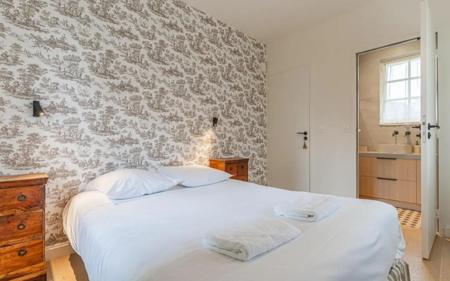 Luxueuse Chaumière 4 Chambres avec jardin