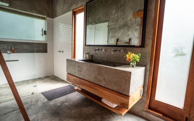 Hermosa-Hills Luxury Villas