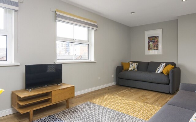 Salisbury Street Apartments