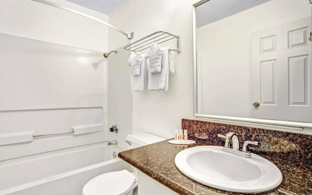 Super 8 by Wyndham Las Vegas Nellis AFB Area