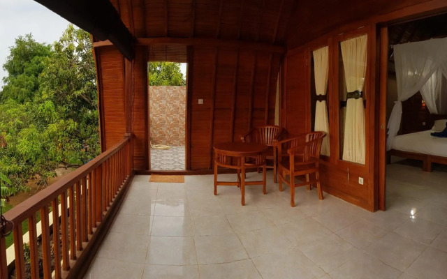 Mango Tree Inn