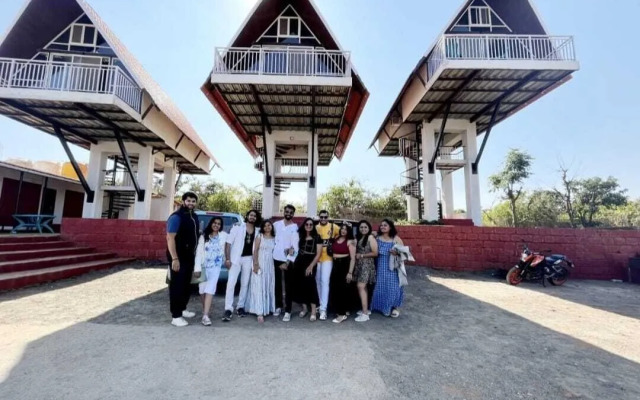 Manshas High-5 Resort