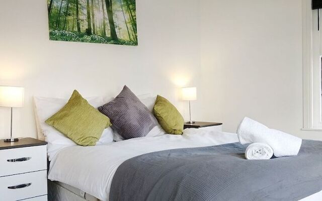 Clifton Apartment