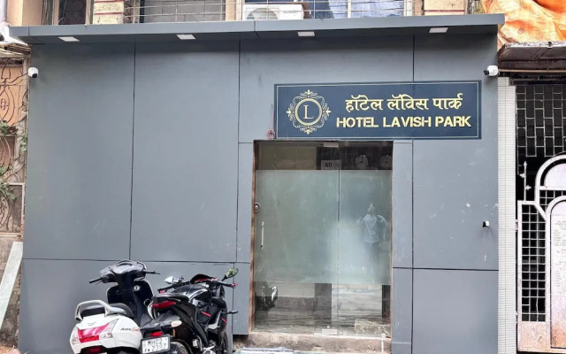 Hotel Lavish Park