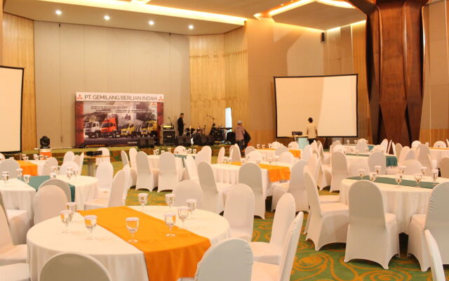 HARRIS Hotel Pontianak