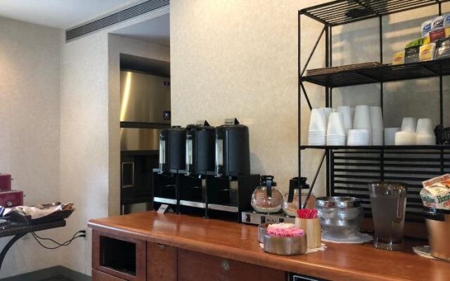 Gateway Inn