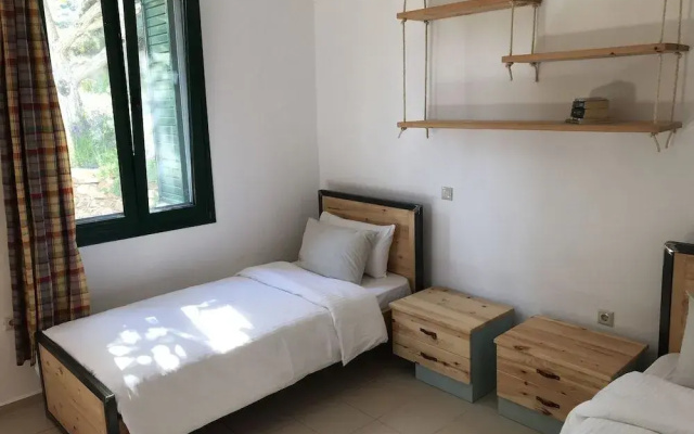 Temenia House