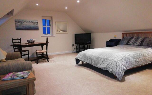 The Oaklodge