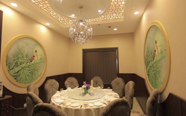 Huafeng Hotel