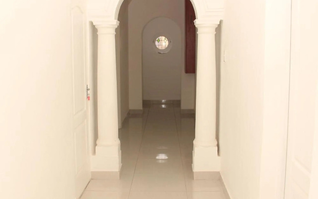 The White House Lodge