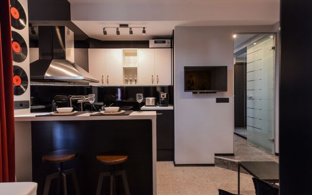 FM Luxury 1-BDR Apartment - Rock'n'Roll