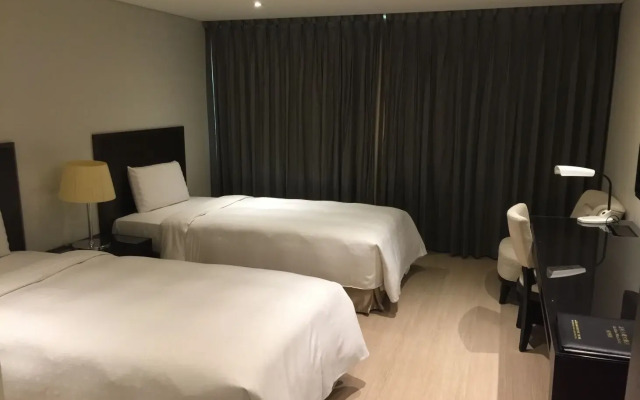 Talmud Hotel Kaohsiung LoveRiver
