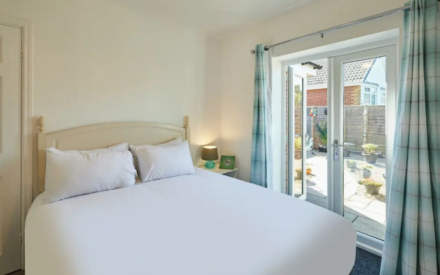 Host Stay White Rose