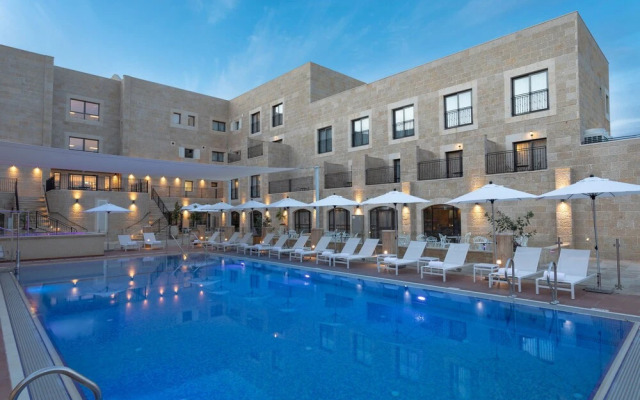 Edmond Luxury Hotel & Spa
