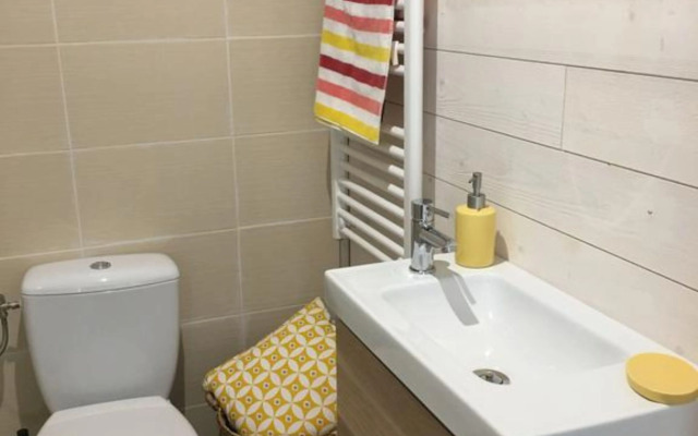 Les Pieds Dans L'Eau